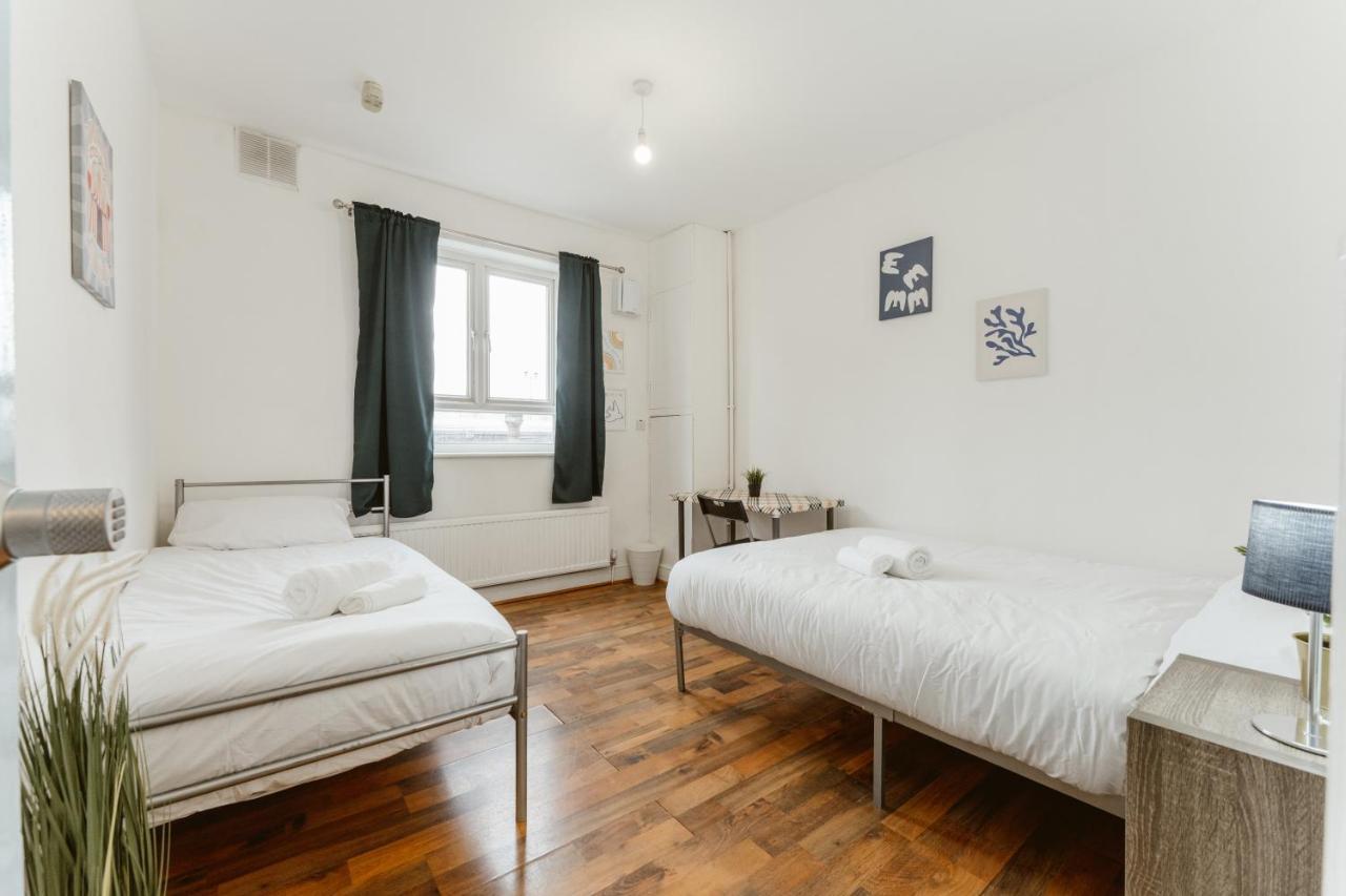 Upton Park Bedrooms 25 Min To Central Londra Exterior foto