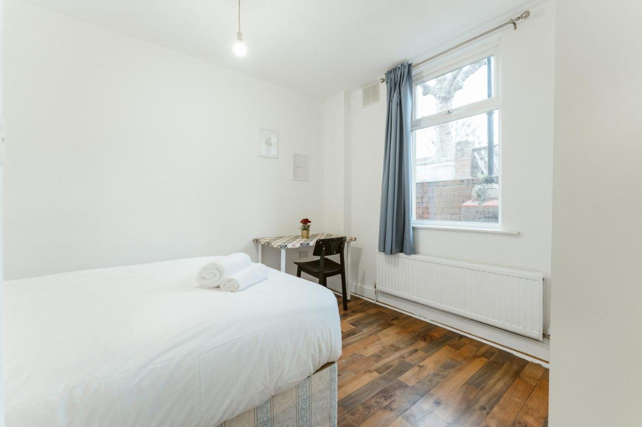 Upton Park Bedrooms 25 Min To Central Londra Exterior foto